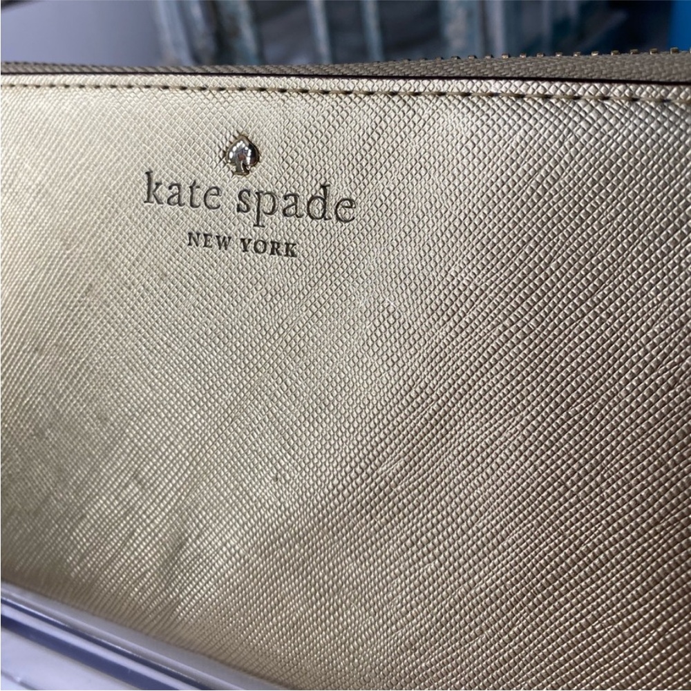 Kate Spade Storybook lining Gold Metallic Wristlet Wallet EUC - Picture 2 of 16